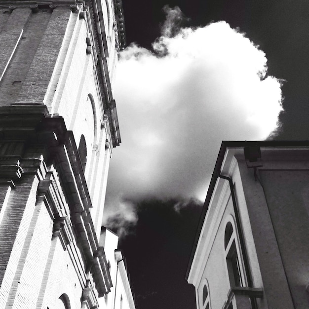 Czarny dym nad Katowicami